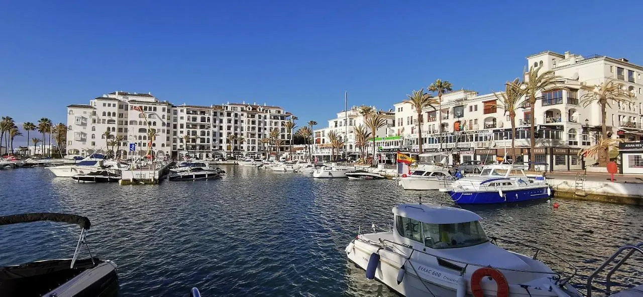 Puerto De La Duquesa Sea Views Apartment Manilva