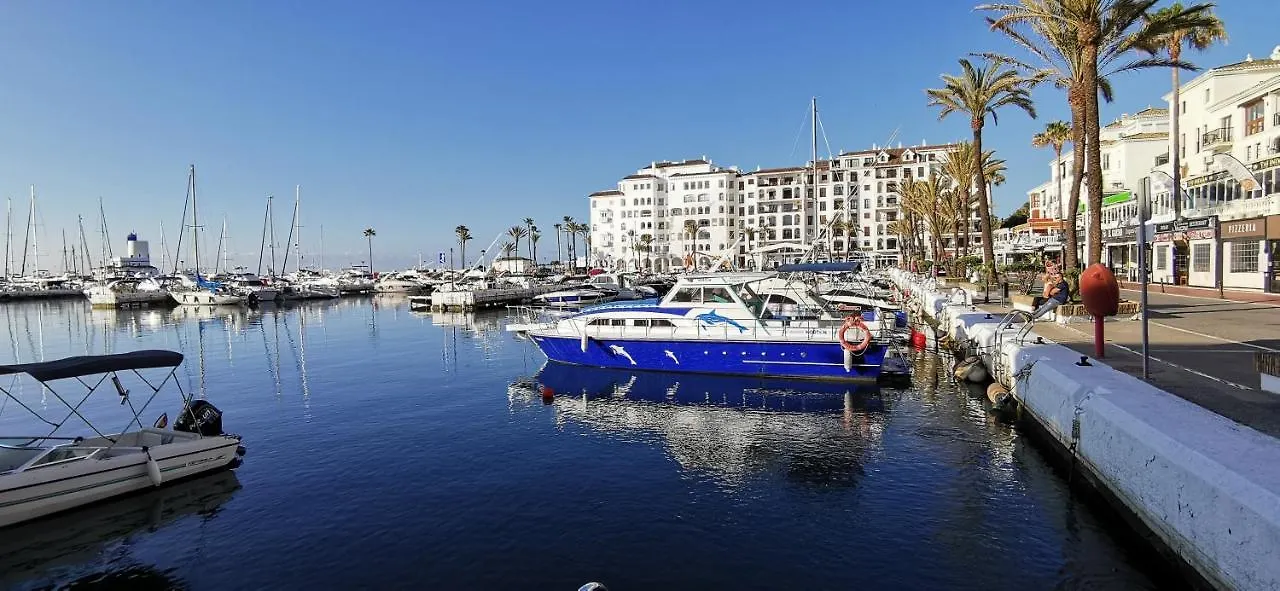 Puerto De La Duquesa Sea Views Apartment Manilva