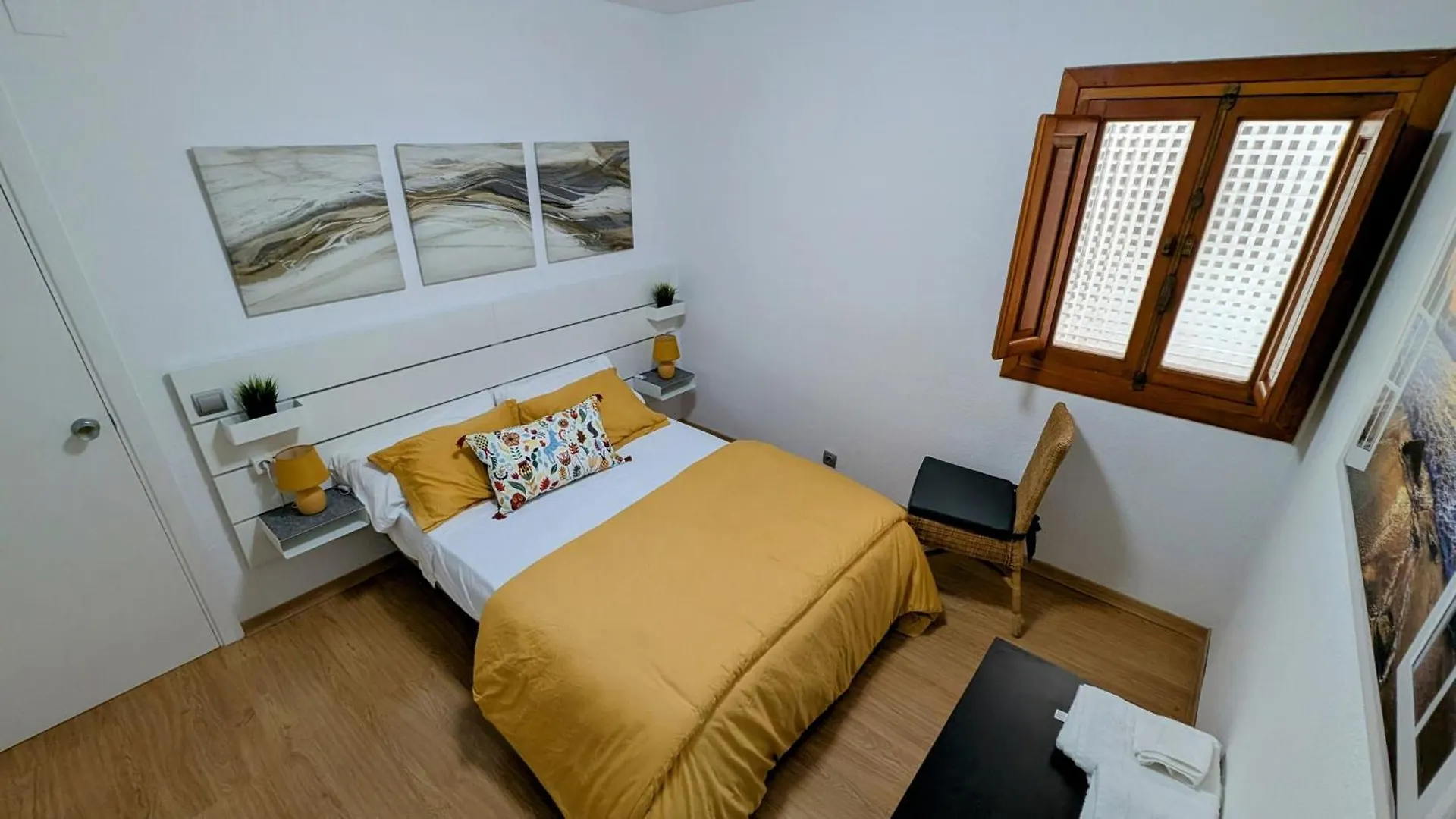 Puerto De La Duquesa Sea Views Apartment Manilva Spain